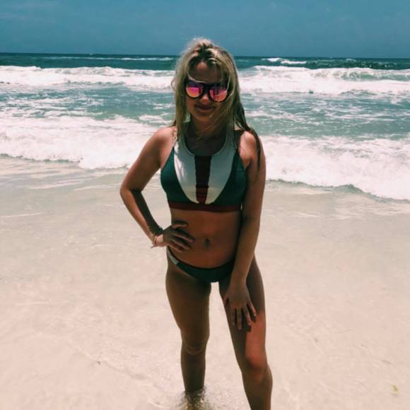 Meet your Posher, Cadence - Picture 1 of 1